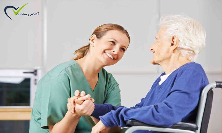 آشنایی با دوره آموزشی سالمندیاری در آکادمی سلامت